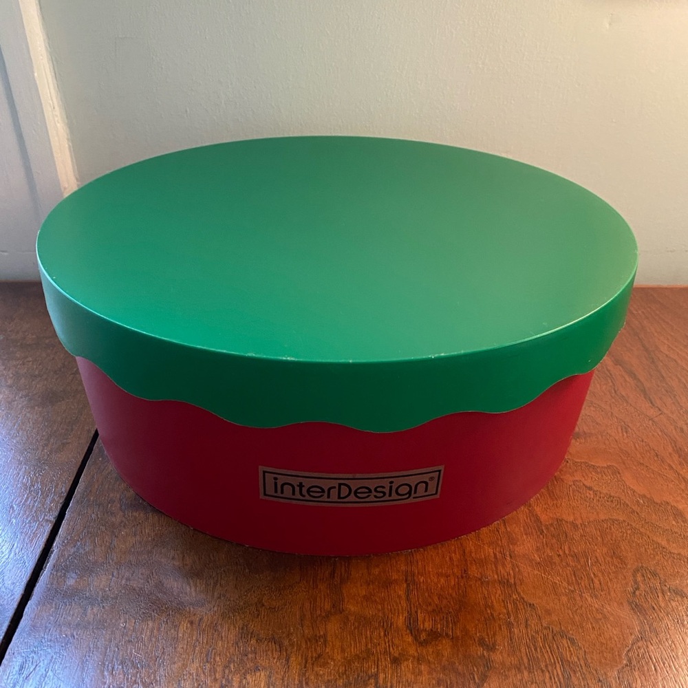 InterDesign Christmas Hat Box storage for ornaments or decorations